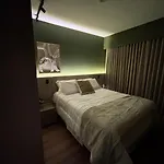 Charmoso E Decorado